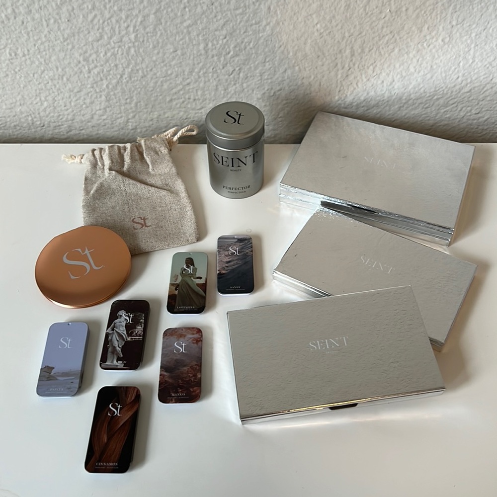 Seint | Bundle of makeup and accessories